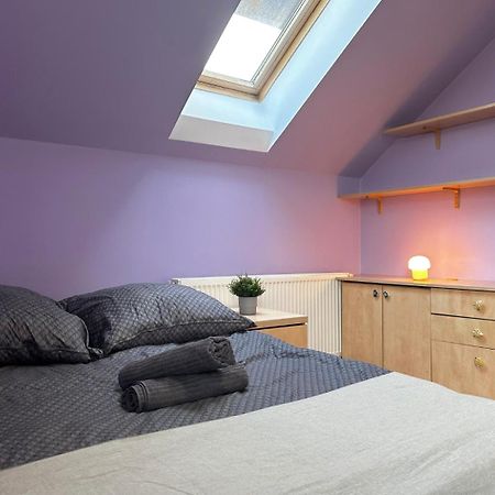 Purple Room - Charming Place, 15 Minutes To Gdansk Old Town & 5 Minutes To Seaside Kültér fotó