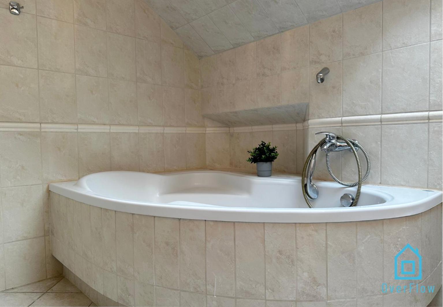 Purple Room - Charming Place, 15 Minutes To Gdansk Old Town & 5 Minutes To Seaside Kültér fotó
